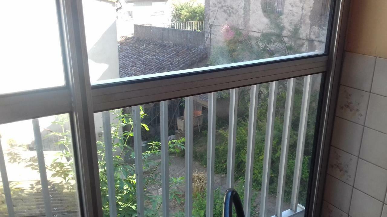 Appartement Du Jardin Saint-Affrique Bagian luar foto